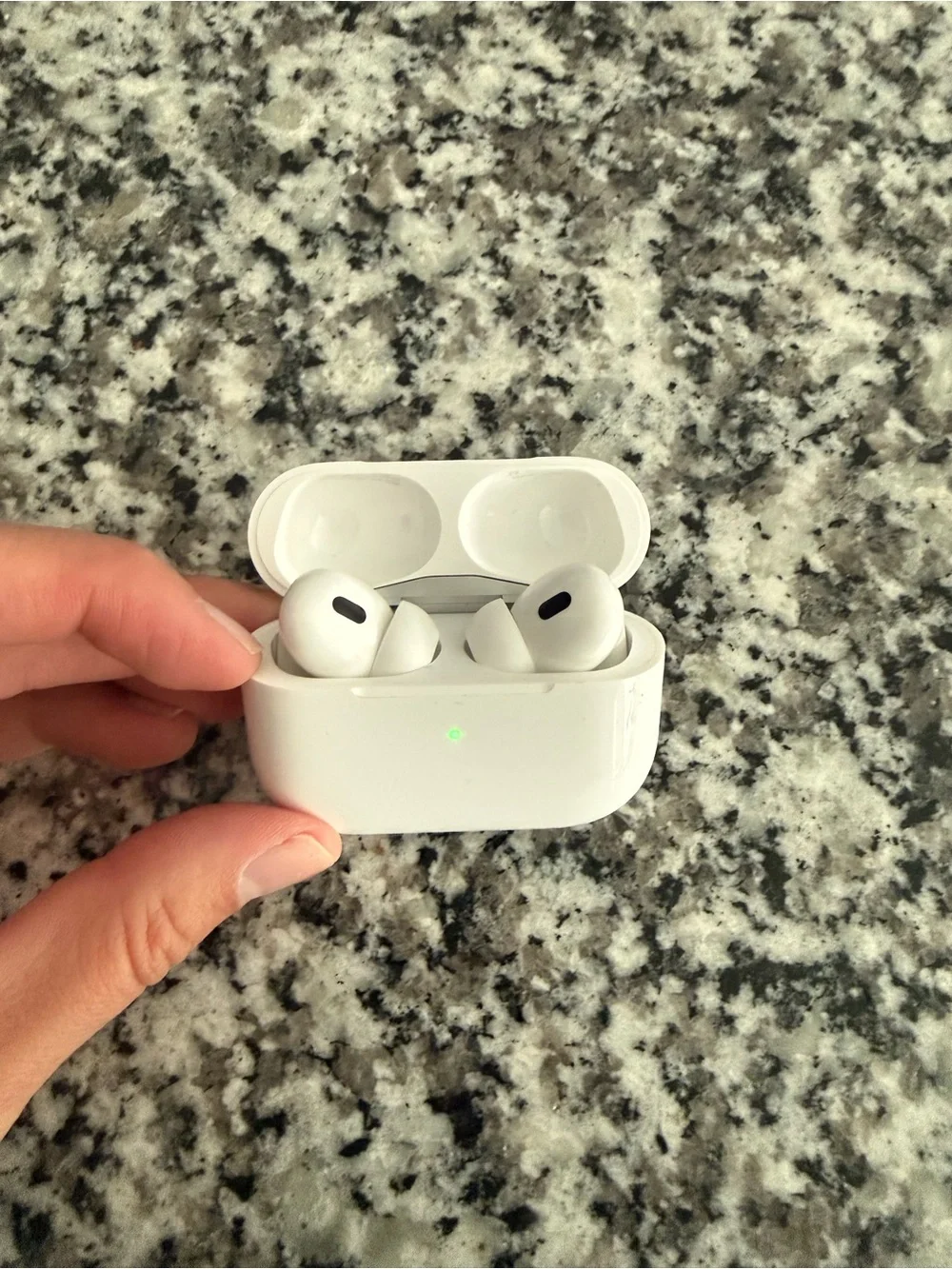 Apple AirPod Pros